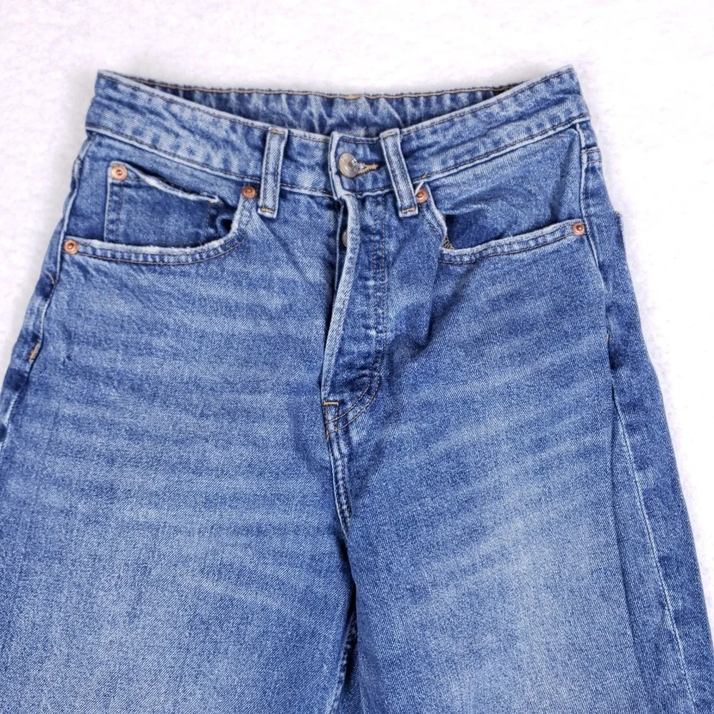 H&M‎ Divided Womens High Waist Straight Leg Blue Jeans Button Fly Raw Hem Size 4